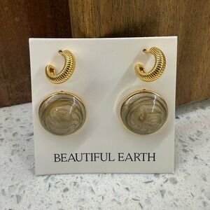 Set of two, like new earrings, small gold hoops and brown enamel statement studs